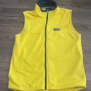 Patagonia kids fleece vest size L (12) euc.